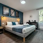 Hotel Le Roxane Saint-Laurent-des-Vignes