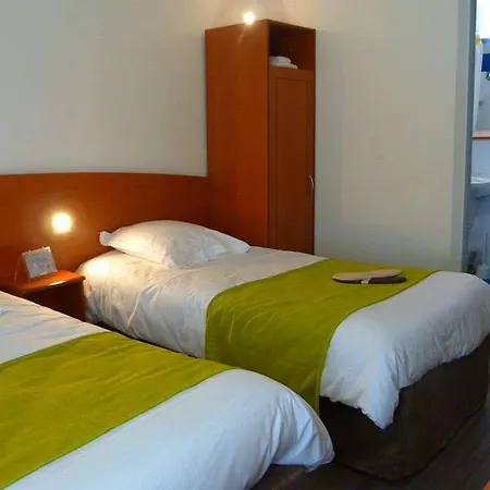 Le Roxane Hotel Saint-Laurent-des-Vignes