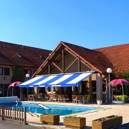 Le Roxane Hotel Saint-Laurent-des-Vignes