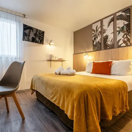 Le Roxane Saint-Laurent-des-Vignes