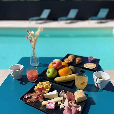 Le Roxane Hotel