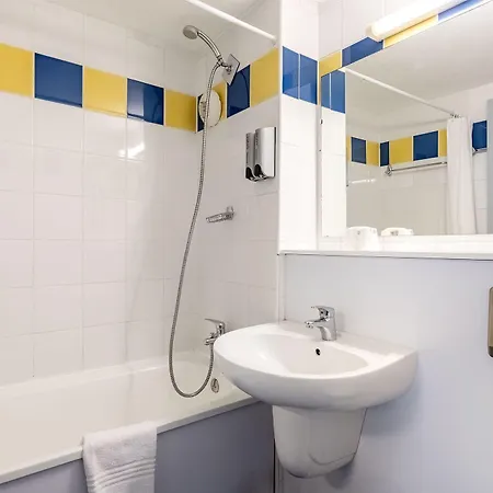 Hotel Le Roxane Saint-Laurent-des-Vignes