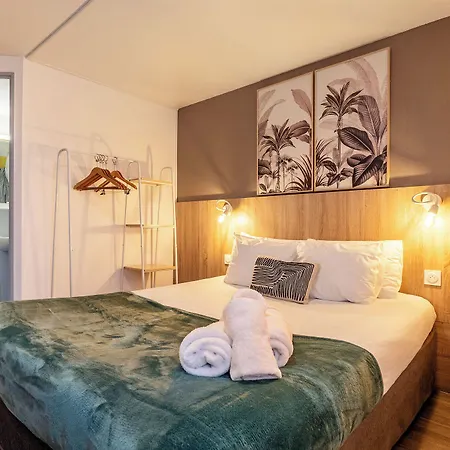 Hotel Le Roxane 3*
