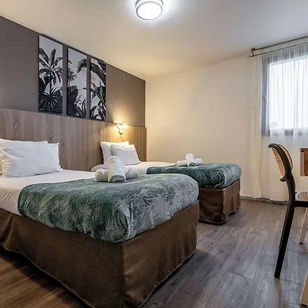 Hotel Le Roxane Saint-Laurent-des-Vignes