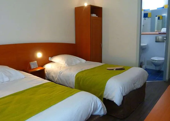 Le Roxane Hotel Saint-Laurent-des-Vignes