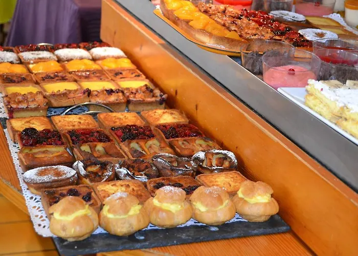 Le Roxane فندق Saint-Laurent-des-Vignes