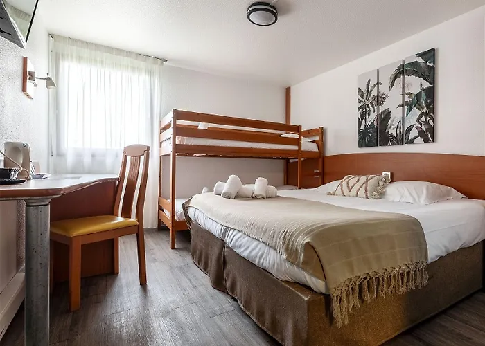 Hotel Le Roxane Saint-Laurent-des-Vignes