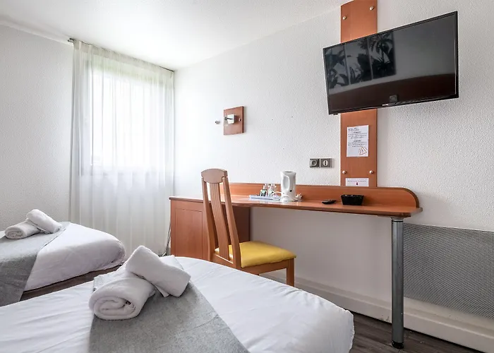 Le Roxane Hotel Saint-Laurent-des-Vignes